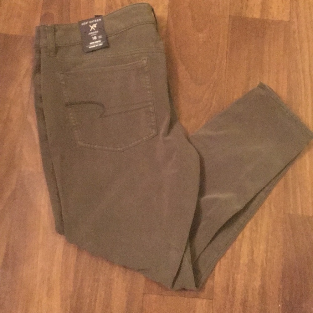 NWT Gray green AE jeggings